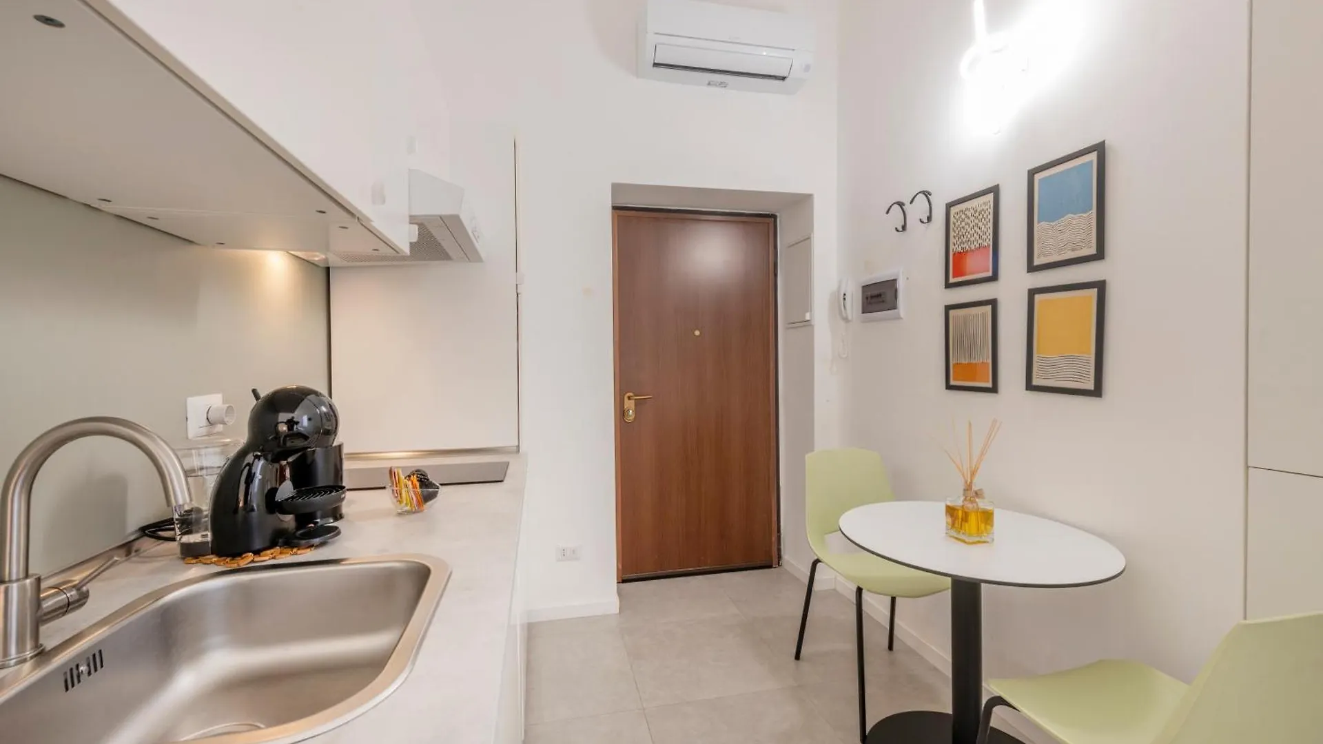 Rubens Suites - B Home Milano Lejlighed