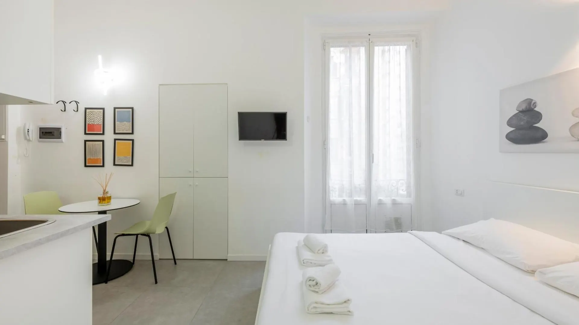 Rubens Suites - B Home Milão 0*,